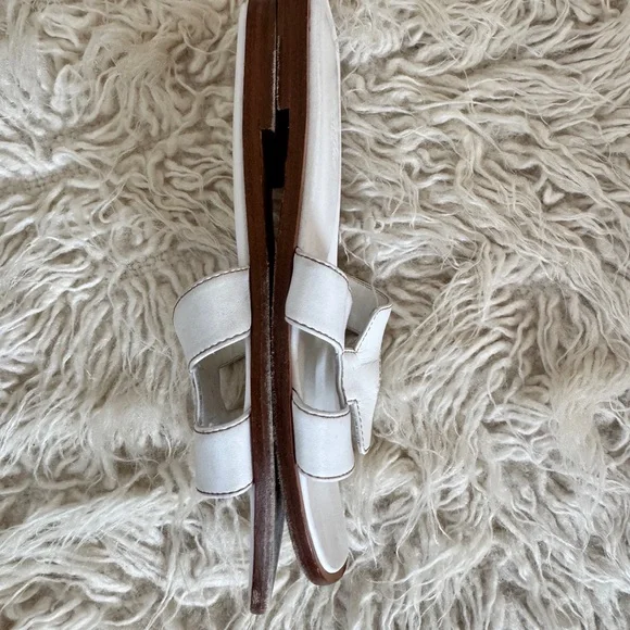 Authentic Hermes Blanc Oran Sandals (35.5) $900